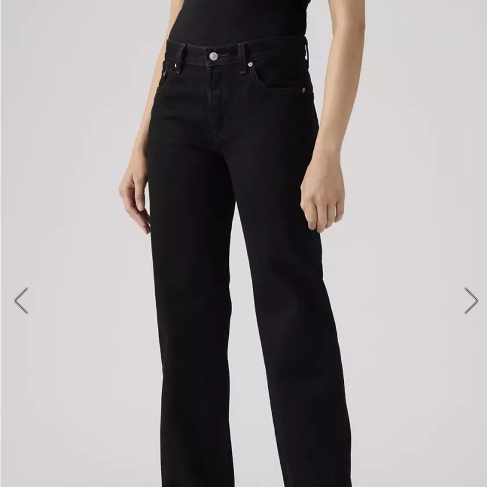Levi's Women's Black Straight-Leg Jeans